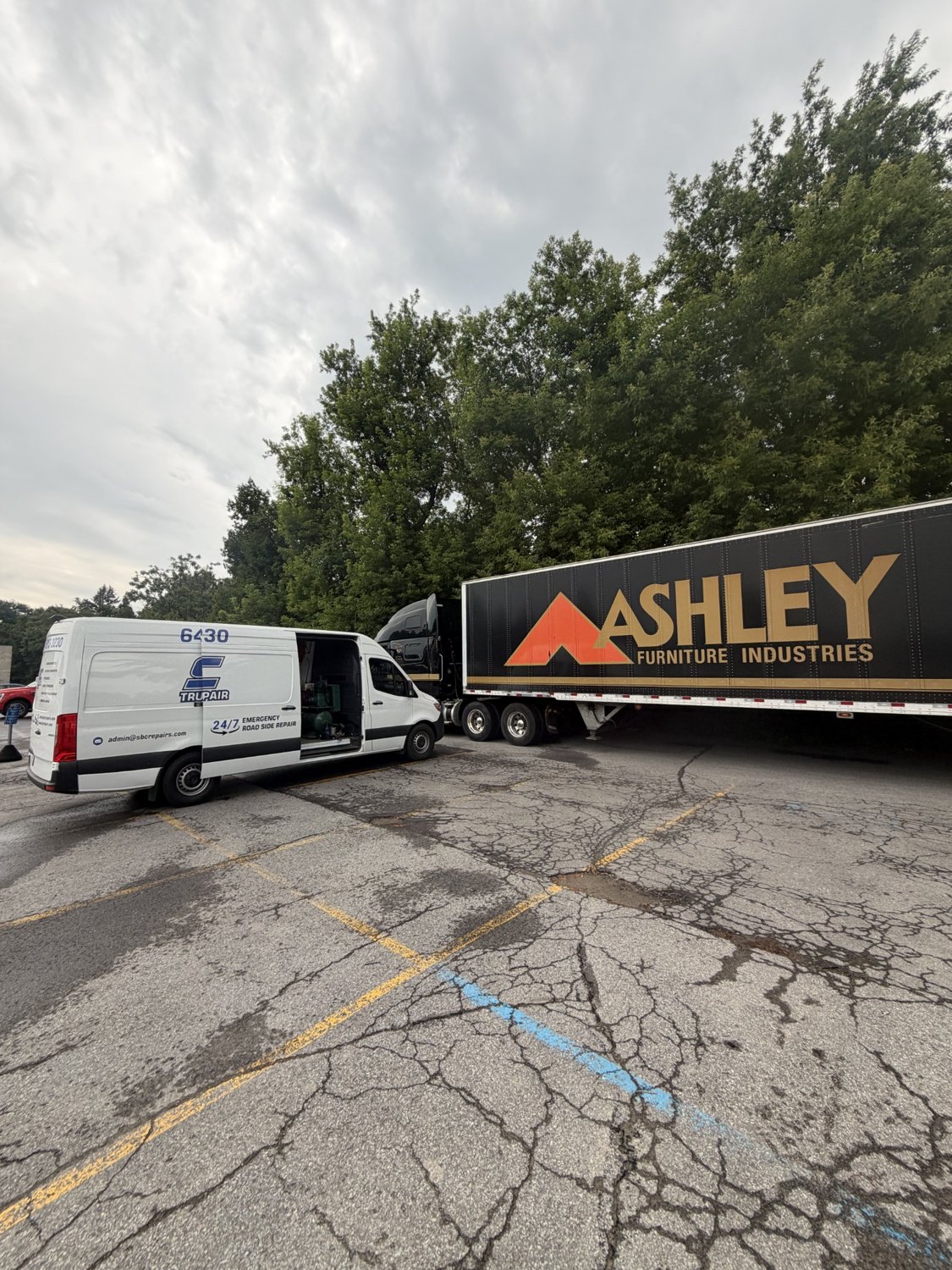 SBC mobile repair vehicle responding to trailer service call